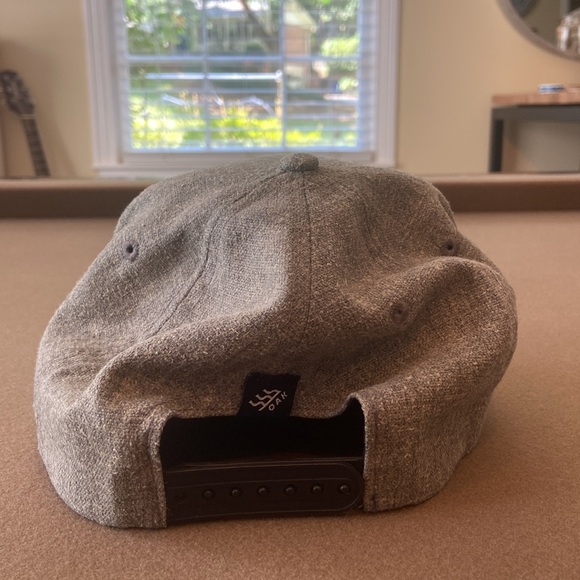 Banner & Oak Hat - Picture 3 of 3